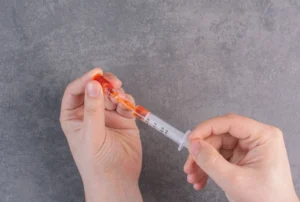 Biaya Jasa Suntik Vitamin Ke Rumah Daerah Jakarta Timur Transparan dan Terjangkau